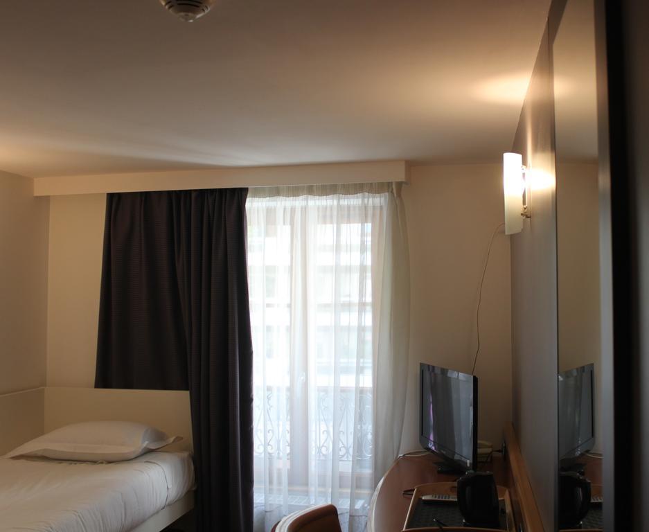 Hotel Metropolitain Parigi Camera foto