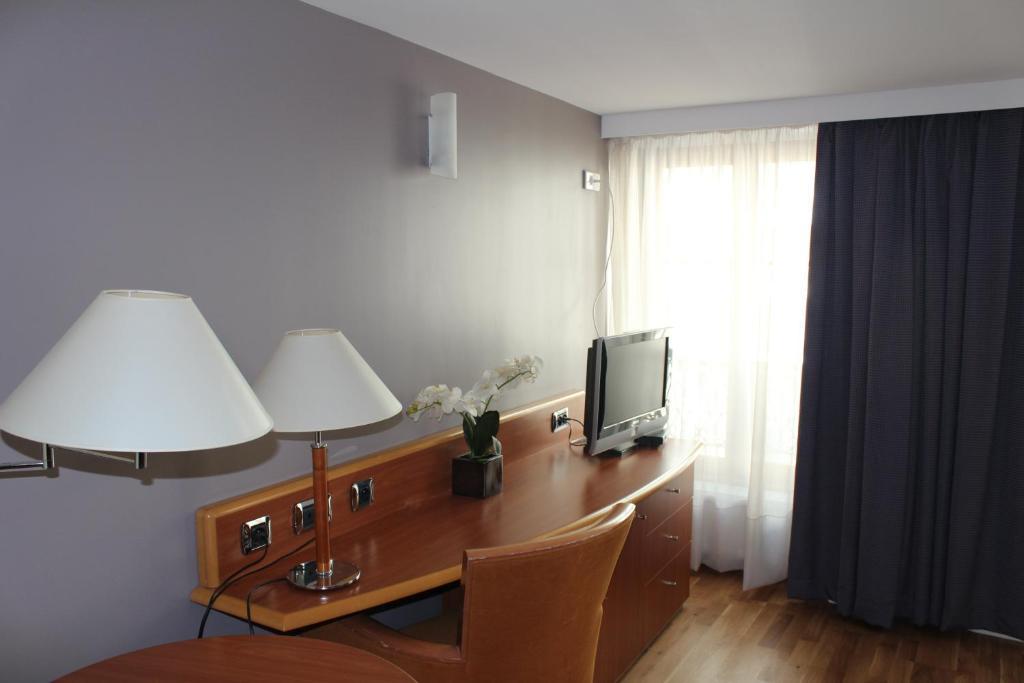 Hotel Metropolitain Parigi Camera foto